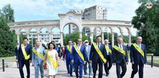 Түлектер күні Тәуелсіздік тойына арналды