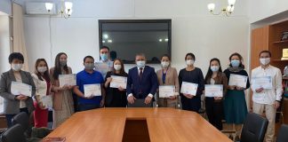 ҚазҰУ сарапшылары отандық екпе сертификатын дайындады