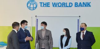Ректор цифрлық ресурстар орталықтарының өкілдерімен кездесті
