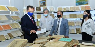 Әл-Фараби кітапханасы сирек кездесетін көне кітаптармен толықты