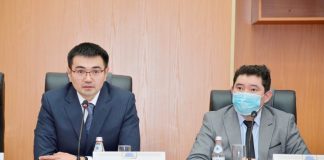 Абай университетінің ректоры студенттермен кездесті