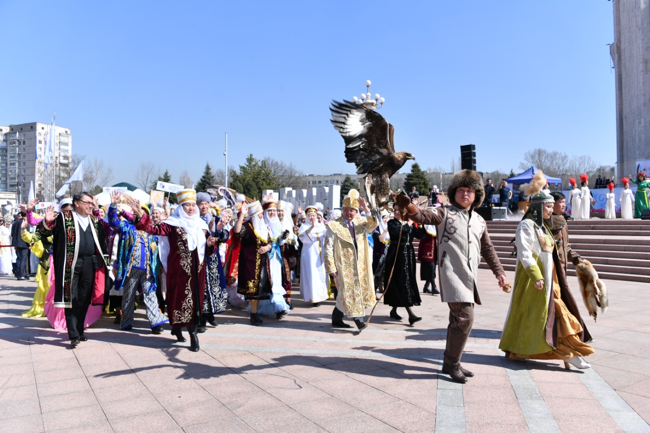 С праздником Нооруз. Навруз традиции обычаи. Казахи. 20 наурыз ұлттық спорт күні