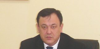 Парасат биігіндегі азамат