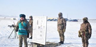 Қазақстан армиясының әскери қызметшілері мамандық бойынша дайындалуда