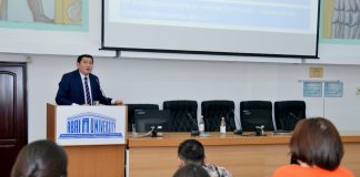Проректор «Мектепті басқару жүйесі» тақырыбында тренинг өткізді