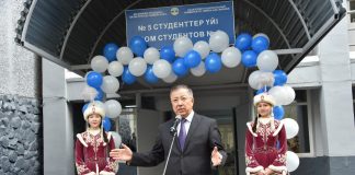 Журналистердің құтты мекеніне айналған жатақхана қайта жанданды