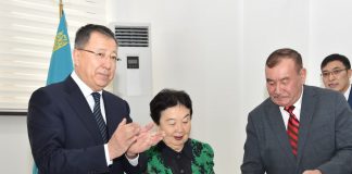 Ақынның шығармашылығына арналған кітап оқырманға жол тартты