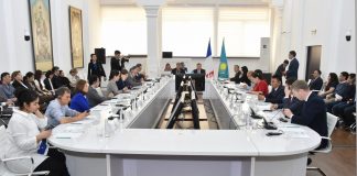 ҚазҰУ Франция мамандарымен жаңартылмалы энергия мәселелерін талқылады