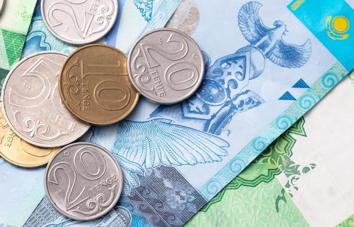 15 сколько в тенге. Казахский тенге. Ноль тенге Сабуров. Все монеты Qazaqstan Respublikasi на 2020 год. Как выглядит тенге в Казахстане 2023 год.