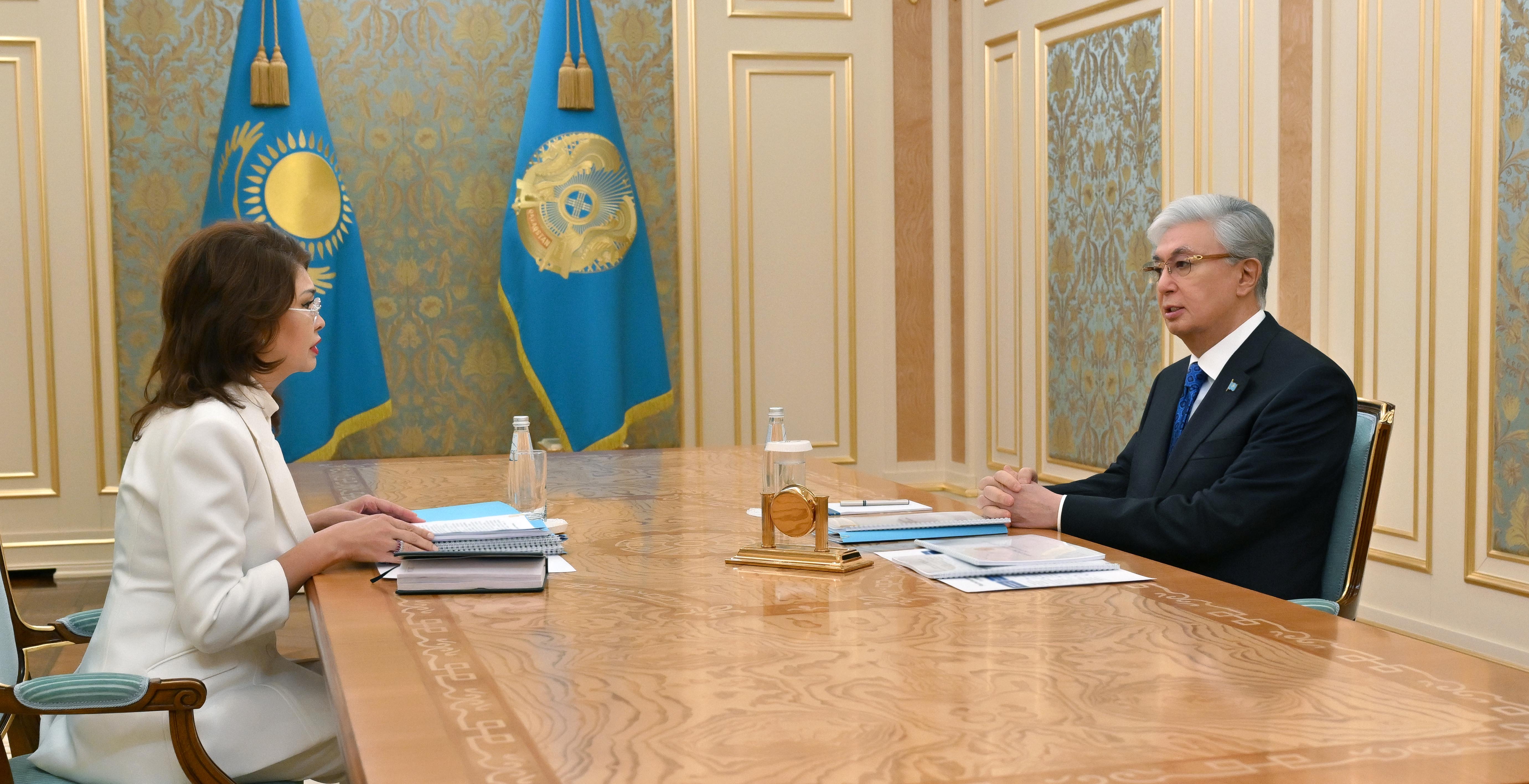 Президент әлеуметтік-мәдени саладағы мемлекеттік саясатты күшейтуді тапсырды