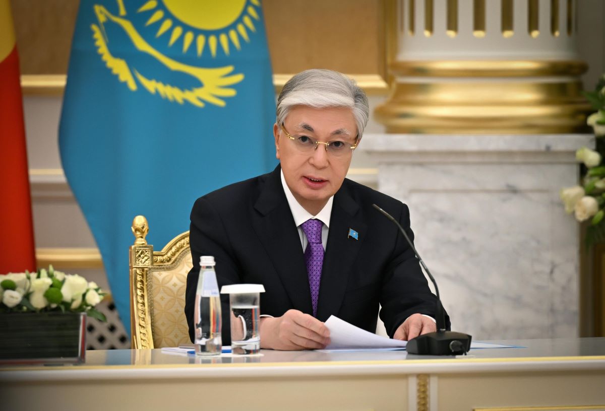 Президент Республика күнінің қарсанында ел дамуына үлес қосқан азаматтарды марапаттады